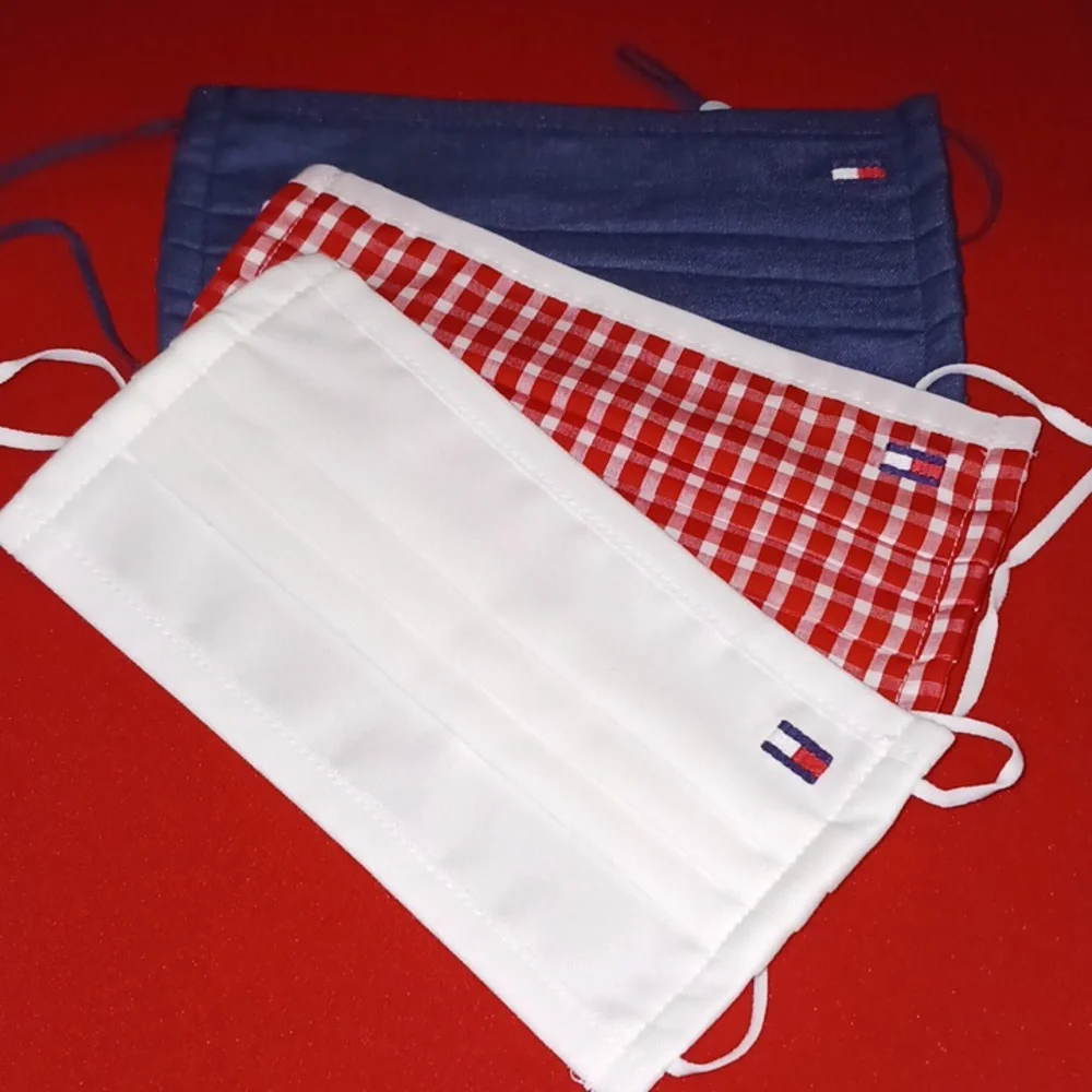 Tommy Hilfiger Face Mask